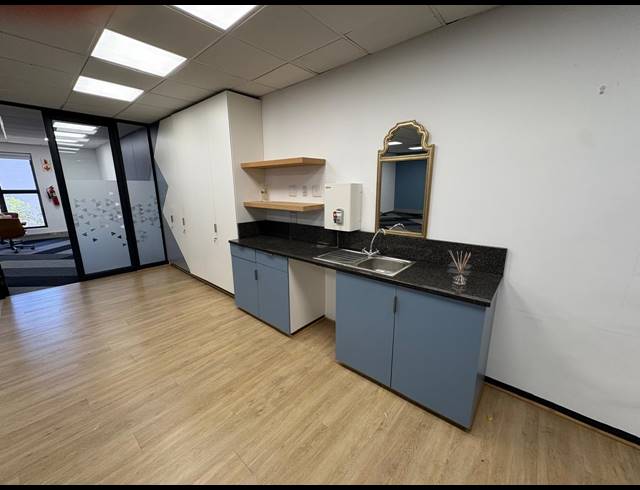 164M² OFFICE TO LET IN UMHLANGA CENTRAL
